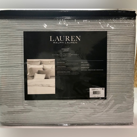 Lauren Ralph Lauren Spencer Matelasse Coverlet in Sage Size King + 2 Euro Shams - Picture 3 of 5